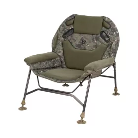 Trakker Levelite Camo Colossus Chair - CarpHunter