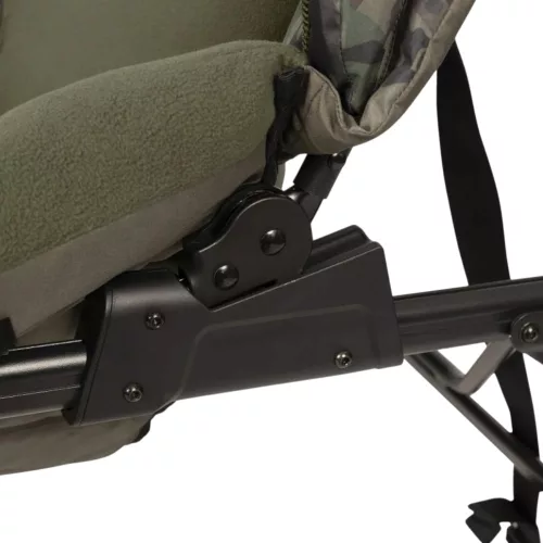 Trakker Levelite Camo Colossus Recliner Chair - Terepmintás szék állítható háttámlával