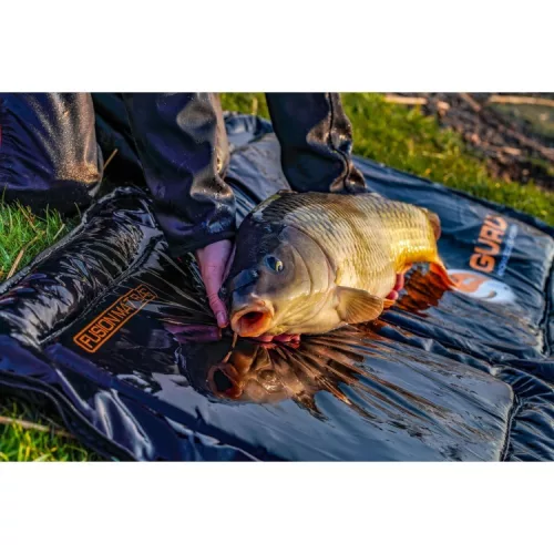 Guru Fusion Black Mat Bag - Pontymatrac - CarpHunter
