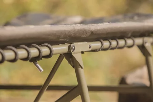 Solar Undercover Camo Bedchair - CarpHunter