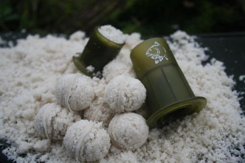 Nash ball maker 60mm - etető gombóc készítő 60mm