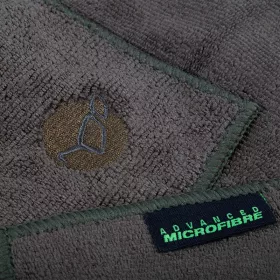 Korda Microfibre Towel   - kéztörlő prémium Korda horgásztermék.