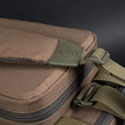 Korda Compac Framed Carryall Large - Szerelékes táska prémium Korda horgásztermék.