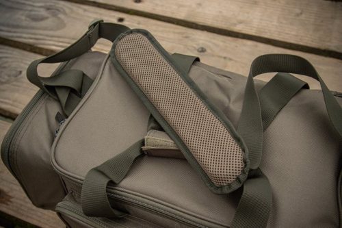 Solar Undercover Green Carryall Medium