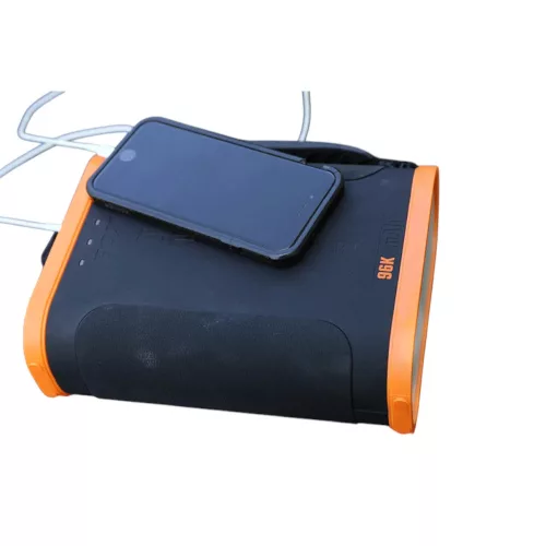 Fox Halo Power 96K Lámpa+ Power bank prémium Fox International horgásztermék.