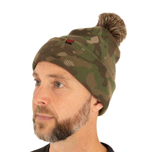 Trakker Camo Bobble Hat - bojtos téli sapka