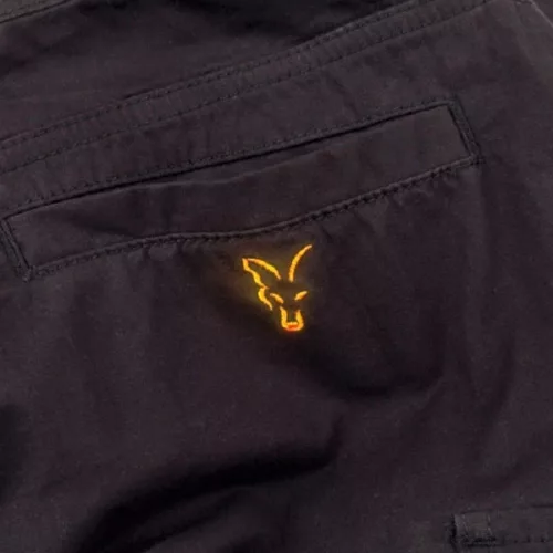 Fox Collection Combat Shorts Black/Orange prémium Fox International horgásztermék.
