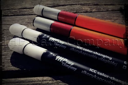 ICC Big Water PLUSZ MANUAL Alkonykapcsolós dőlő bója 7 Color-Changing világítófejjel (Kézi kapcsolású: Piros, Zöld, Kék, Pink, Purple, V.kék, V.zöld) - CarpHunter