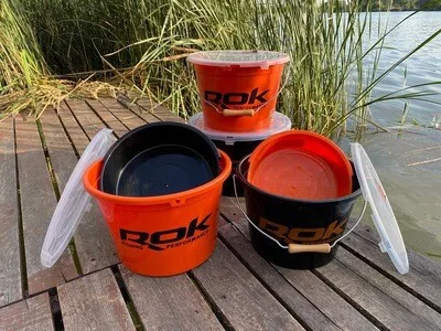 ROK 5 literes Keverő edény 18 literes vödörhöz - Fekete - CarpHunter