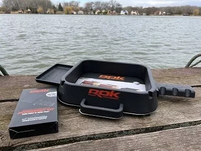 ROK SQUARE BUCKET STAND - kocka vödör tartó keret kiegészítő asztalka - CarpHunter