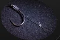 ROK STIFF RIG Curve Shank Barbless - előkötött szakáll nélküli horog  2 - 0,40mm - CarpHunter